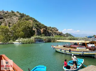 Dalyan Kaunos Kral Mezarlıkları Altında 5.212m2 Satılık Tarla