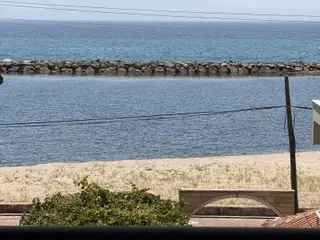 Fiyat Avantajlı! Denize 25m, Tam Eşyalı, Çift Mutfaklı 3 Katlı U