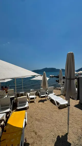 Marmaris Sitelerde Kendine Ait Plajı Olan Satılık Stüdyo Daire