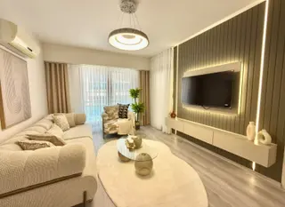 Zeytinköyde Havuzlu Sitede Arakat Balkonlu Eşyalı 1+1 Apart