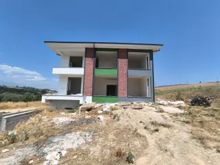 Kariyer'den Mobiliyum Karşısı Satılık 375 M² 5+1 Bahçeli Villa