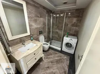 Venezia Da Kare Salon Şehir Mnz Satılık 1+1 Fırsat Daire