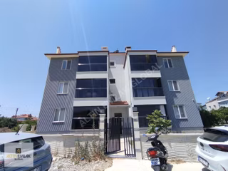 Muğla Ortaca'da 3+1 Cam Balkonlu Ebeveyn Banyolu Çift Cepe Daire
