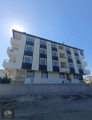 Altıkat Emlaktan Satılık 2+0 Daire