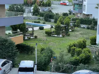 Söke Yenikent'te Havuzlu Sitede Kiralık Eşyalı Daire