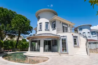 Belek'de Müstakil Havuzlu 2+1 Masalsı Satılık Villa