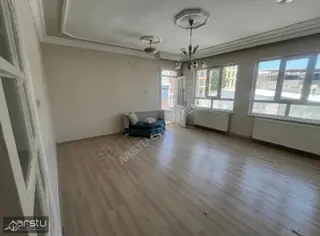 Arstu Gm Veyselden Çarşı Merkezde Kiralık Daire