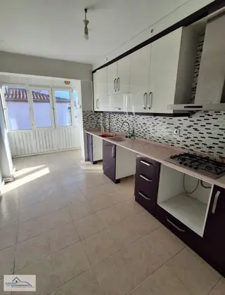 İstiklal Mahallesinde Kiralık Daire