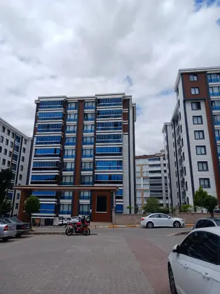 Tokat Bizim Emlaktan Satılık Eşyalı 1+1 Daire