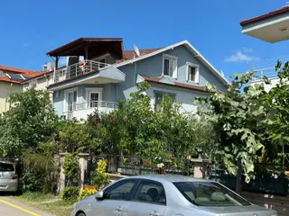 Kocaali Yalı Mahallesinde 3+1 Müstakil Bahçeli Satılık Tripleks Villa