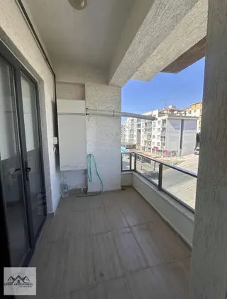 Güney'den Dumluğınar Da 1+1 Geniş Eşyasız Kiralık Daire