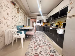 Bağlıca 2'de Geniş 4+1 Ebeveyn Banyolu Ve Kilerli Daire
