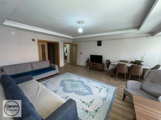 Demirland'dan Satılık Mecidiye'de Çarşıya Yakın 2+1 Yapılı Daire