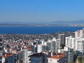 N.dere Narbel Sitesinde Deniz Manzaralı 3+1 Bakmlı Daire Fırsatı