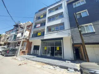 Bayraklı Alpaslan Da Kapalı Mutfak Satılık 2+1 Daire !!!