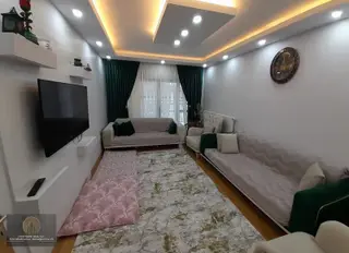 Yeditepe Emlak'tan Şehitgazi De Bol Ekstralı Daire !!!!!!!