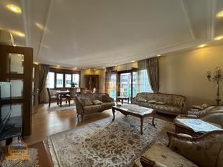 Erciyes'den Erenköy'de 4+1 180 M² Minibüs Cad.ve Marmaray Arası