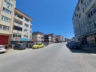 Yalı Merkez Barbaros Cd.de, Ayrı Mutfak, 2+1 Eşyasız Kiralık