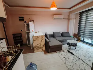 Kent Yıldızpark Evlerinde Eşyalı 1+1 Kiralık Ara Kat Daire