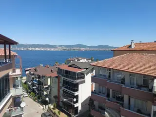 Yalı Mah.deniz Manzaralı Çatı Dublex 4+1