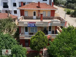 Ay Emlaktan Armutlu İdo İskele Yakını 5+1 Müstakil Bahçeli Villa