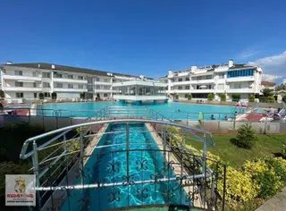 Karasu Da Havuz Manzaralı Ara Kat Eşyalı 2+1 Satılık Yazlık