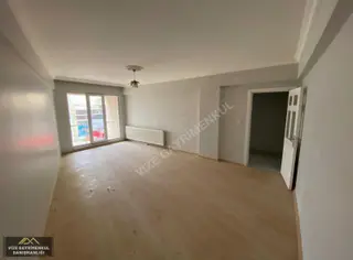 Devlet Mah. Pazar Sokağında 3+1 Kiralık Daire