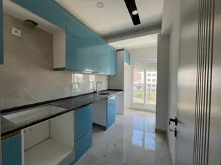 Kepez F.çakmak Da Ayrı Mutfaklı Katta Asansörlü Geniş 1+1
