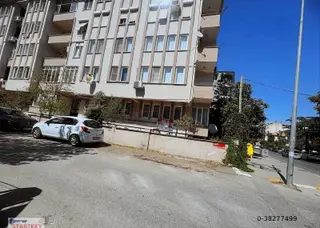 Soma Caddesi Üzerinde Satılık 2+1
