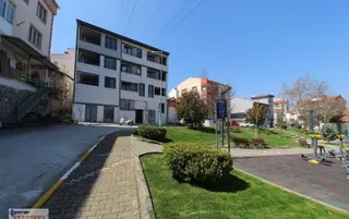 Yön Den Sütlüce Mh.'de Arakat Satılık Daire 1+1