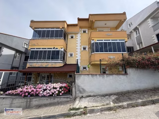 Kuvayi Milliye'de Güzel Konumda, 5+1 Özel Tasarım Villa