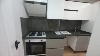 Esentepe Mh.eğitimciler Cd.yakını Giyinme Odalı Kiralık 2+0 Zm-1