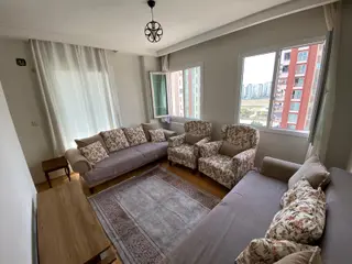 Adana Sarıçamda Eşyaları Mükemmel Eşyalı Aile İçin Uygun 2+1 Kiralık Fırsat Daire