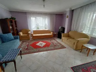 Balıkesir Edremit İkizçay Da Ara Kat Çay Manzaralı Üç Cepheli Satılık Eşyalı Daire