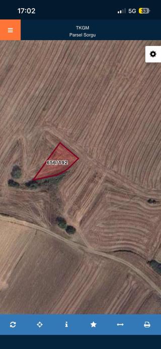 Vize Devlette 857 Metre Tek Tapu Tarla