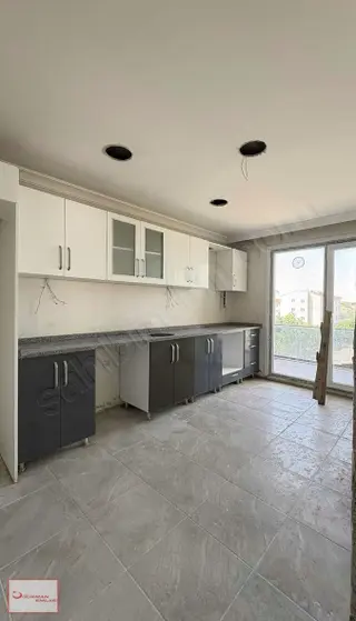 Uğurman Emlak'tan Site İçi Natamam Satılık 2+1 Daire