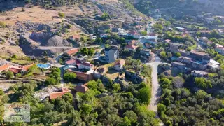 Assos Erecek Köy Müstakil Taş Ev 375 M2 Arsa İçinde Bahçeli