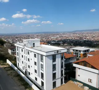 Otuziki Evlerde 3+1 Sıfır Yerden Isıtmalı Daire Remax Vira