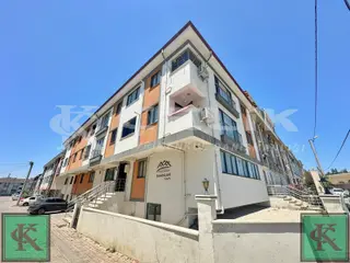 Çelikten İhsaniye Mevkinde 8 Oda+1mutfaklı 300m2 Satılık Dükkan