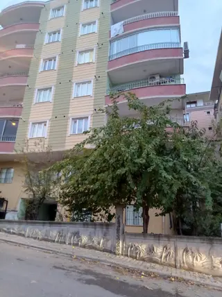 Sahibinden Batman Yaşar Kemal Kent Ormanı Karşısı Satılık Temiz 2+1 Daire