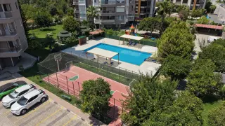 12.caddede Full Tadilatlı Doğalgazlı Krediye Uygun 180m2 3+1