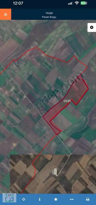 Saray Beyazköyde Satılık 323 M2 Hiseli Tarla