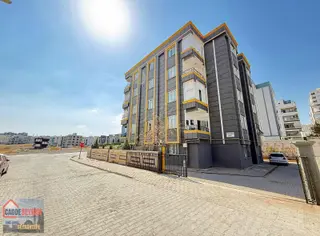 Cadde Seyrandan Satlık Lüks Konut 3+1ara Kat Park Cepelı