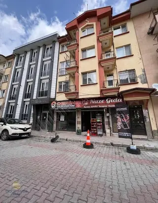 Afyonkarahisar Merkez Cumhuriyet Mah.'de 2+1 Kiralık Daire...