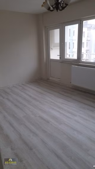 Konum Emlaktan Şehzadeler Dilşikar Mah. Kiralık Fırsat Daire