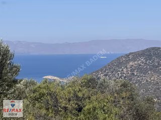 Datça Cumalı Mah. Satılık Deniz Manzaralı Yıkık Ev Ve Bademlik