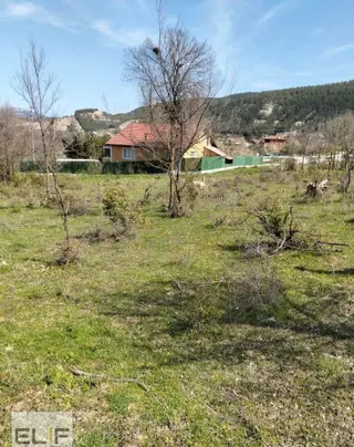 Galericiler Sitesi Alt Tarafında Yatırımlık 6459m² Satılık Tarla