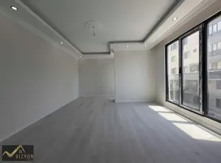 Vizyon Emlak'tan Fsm Cad Üzeri 2+1 90 M2 Asansörlü Ara Kat