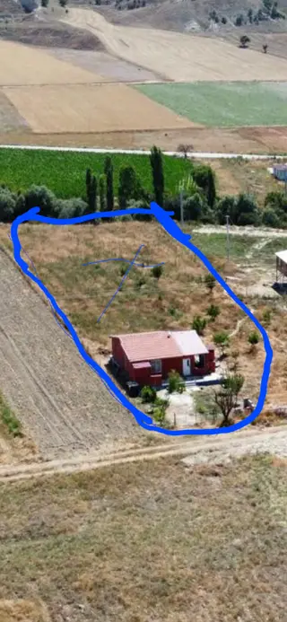 Burdur Kemer Akçaören Köyünde 3500 M2 Arsa İçinde 75 M2 Müstakil Evi