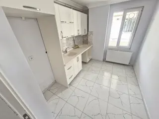 Huzur'dan Harika Konumda 2+1 Doğalgazlı Mükemmel Daire